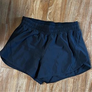 Lululemon Hotty Hot High-Rise Lined Short 4" Size 12